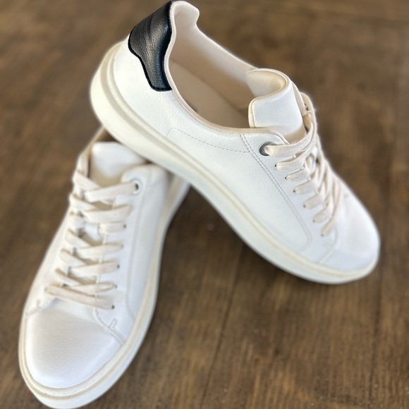 Steve Madden-Charlie Platform Sneakers - Picture 9 of 15